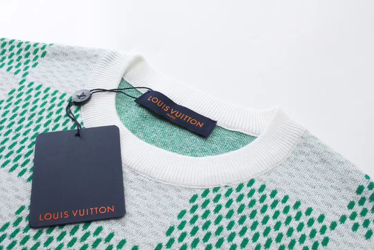Louis Vuitton Round Necked Checkerboard T Shirt (25) - www.kitistry.com Louis Vuitton Round Necked Checkerboard T Shirt (25) - www.kitistry.com