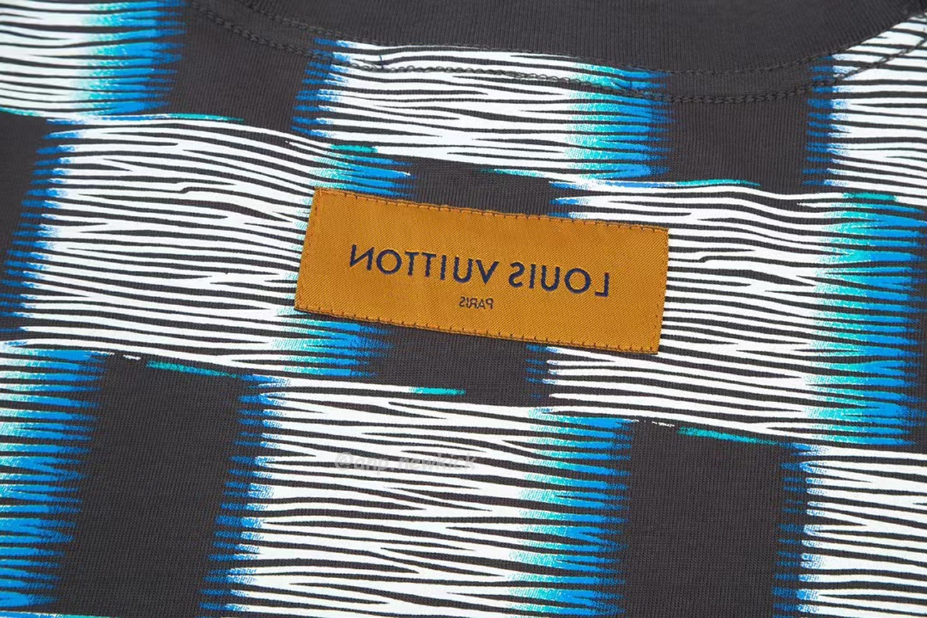 Louis Vuitton Round Necked Checkerboard T Shirt (26) - www.kitistry.com Louis Vuitton Round Necked Checkerboard T Shirt (26) - www.kitistry.com