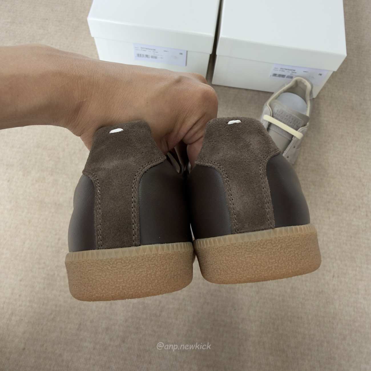 Maison Margiela Replica Ghost Grey Dark Brown S57ws0236 P1895 T8147 (2) - www.kitistry.com Maison Margiela Replica Ghost Grey Dark Brown S57ws0236 P1895 T8147 (2) - www.kitistry.com