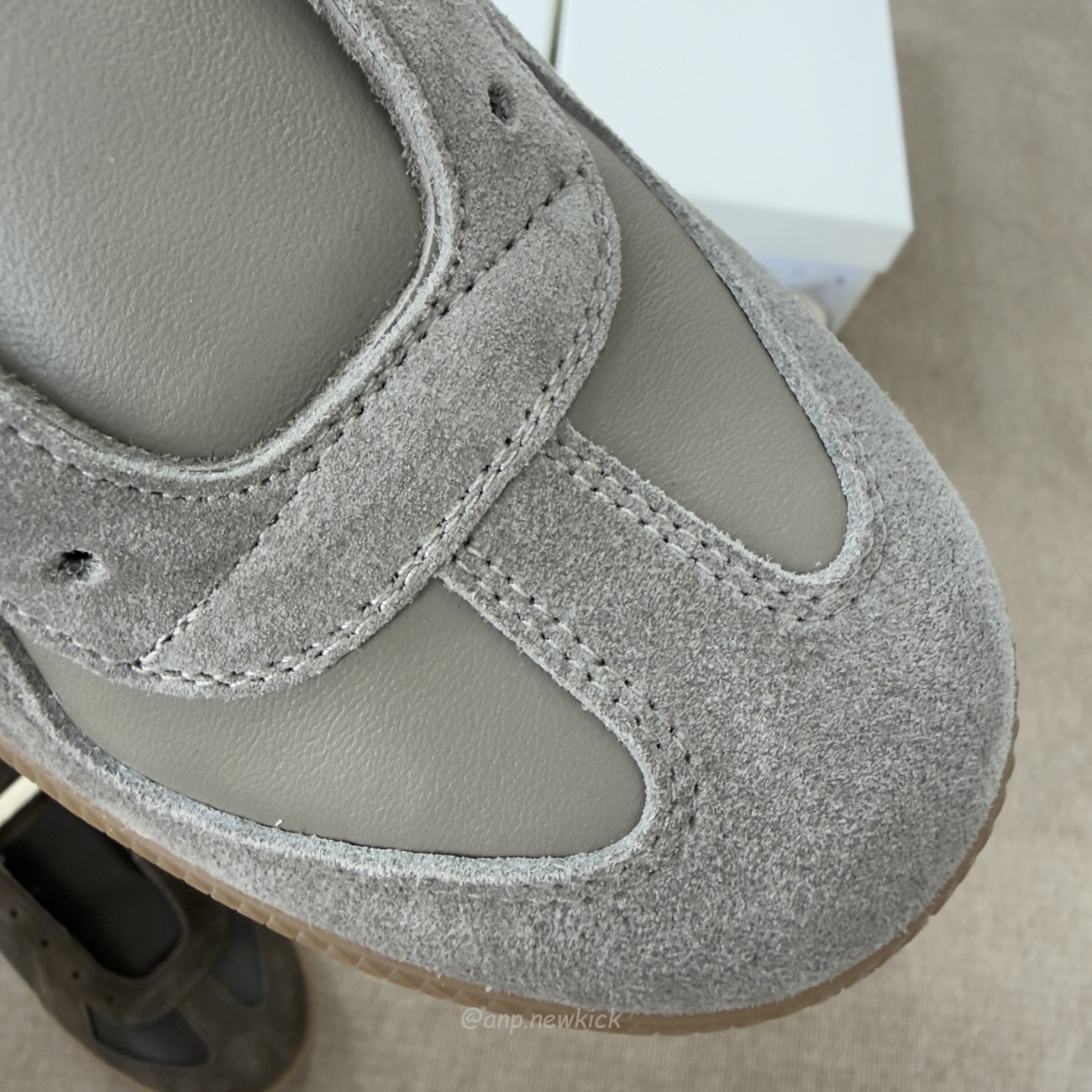Maison Margiela Replica Ghost Grey Dark Brown S57ws0236 P1895 T8147 (3) - www.kitistry.com Maison Margiela Replica Ghost Grey Dark Brown S57ws0236 P1895 T8147 (3) - www.kitistry.com
