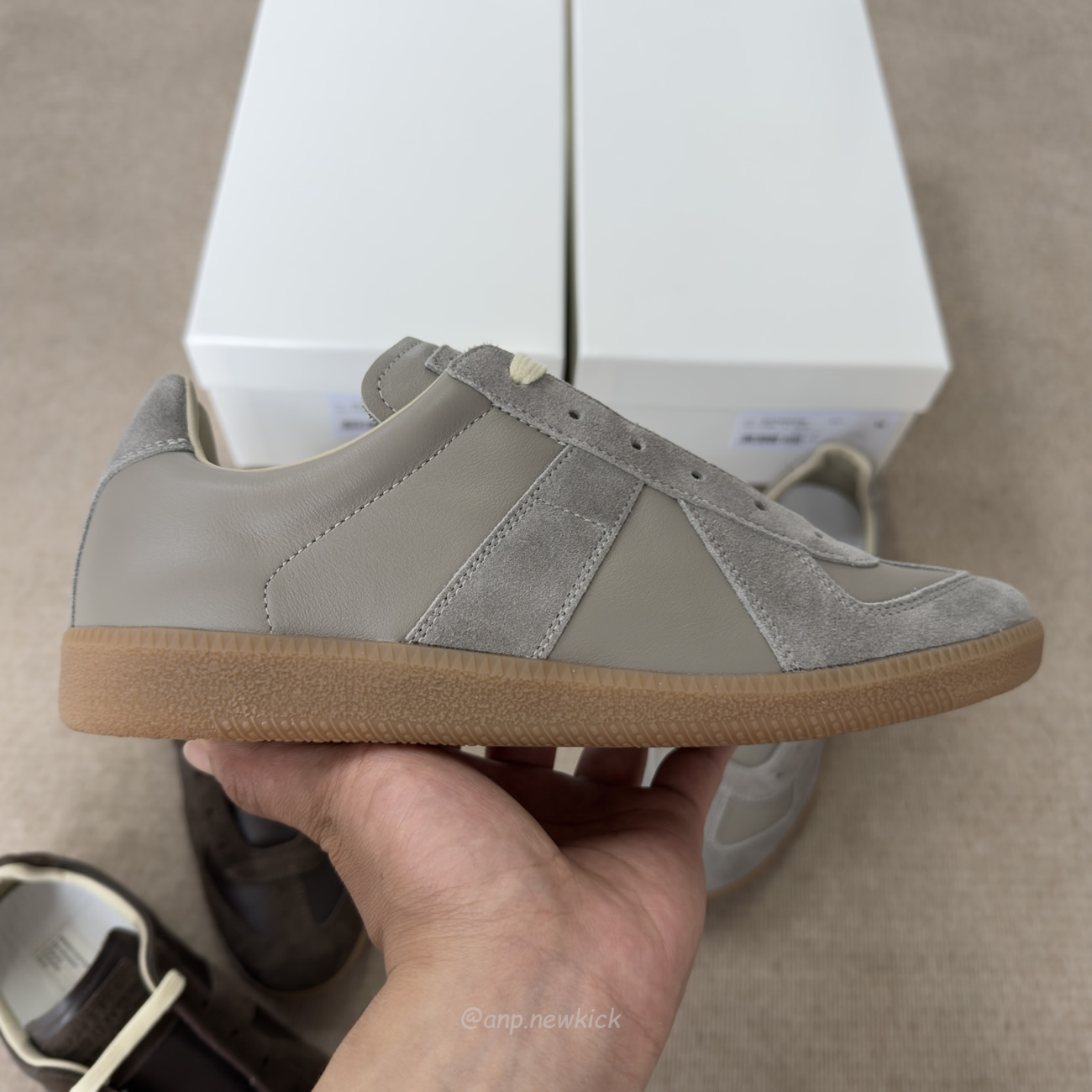 Maison Margiela Replica Ghost Grey Dark Brown S57ws0236 P1895 T8147 (4) - www.kitistry.com Maison Margiela Replica Ghost Grey Dark Brown S57ws0236 P1895 T8147 (4) - www.kitistry.com