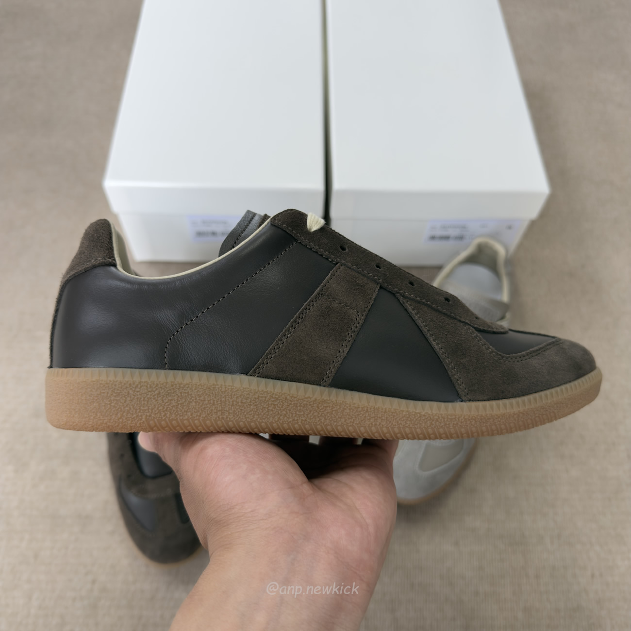 Maison Margiela Replica Ghost Grey Dark Brown S57ws0236 P1895 T8147 (7) - www.kitistry.com Maison Margiela Replica Ghost Grey Dark Brown S57ws0236 P1895 T8147 (7) - www.kitistry.com