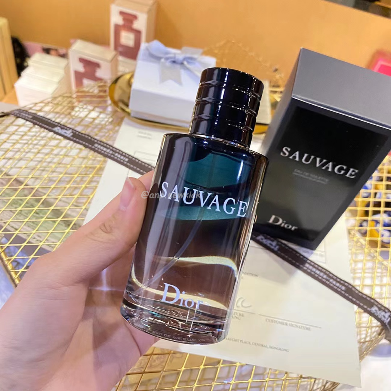 Dior Sauvage Edt 100ml (10) - www.kitistry.com Dior Sauvage Edt 100ml (10) - www.kitistry.com