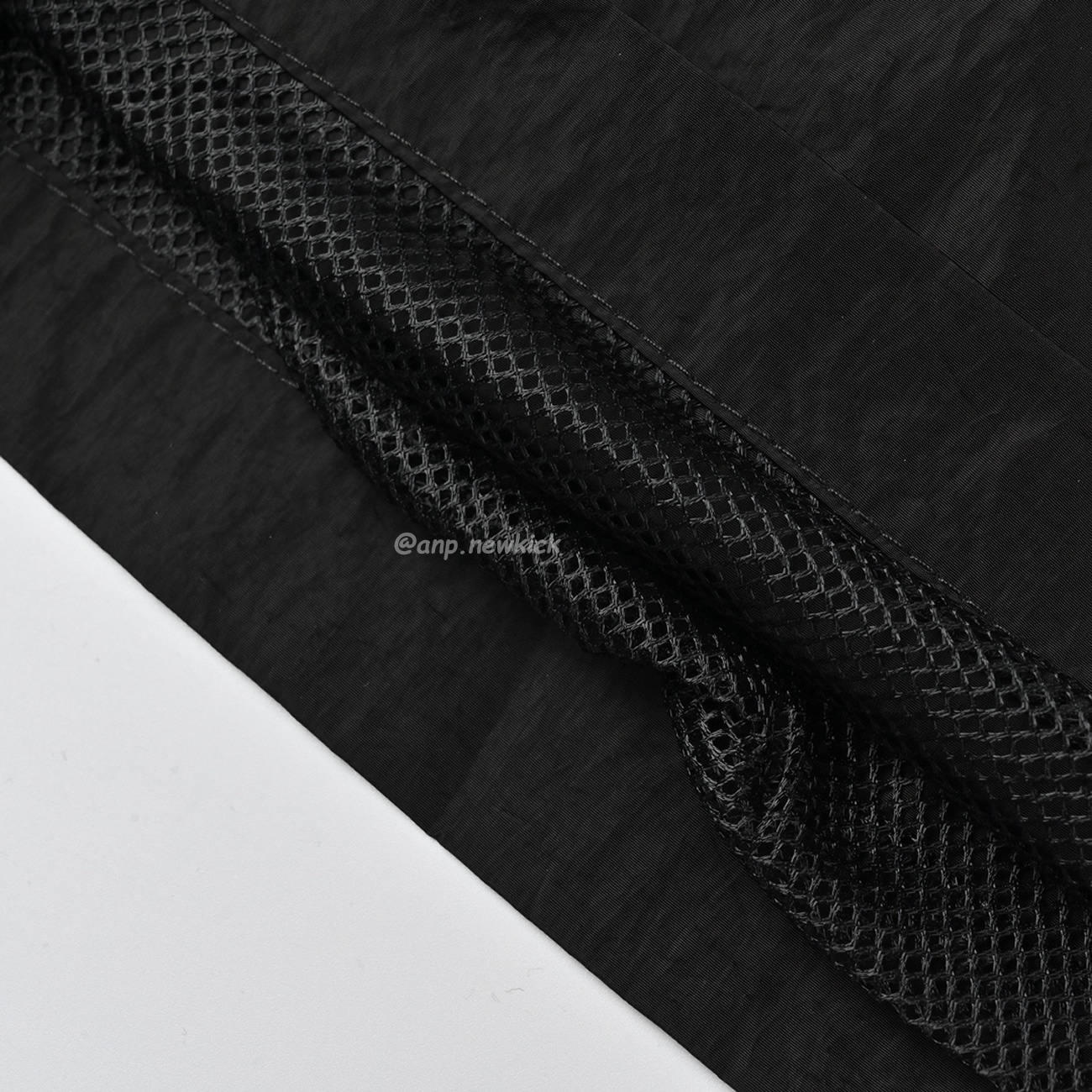 Stoneisland Metal Nylon Shorts (10) - www.kitistry.com Stoneisland Metal Nylon Shorts (10) - www.kitistry.com