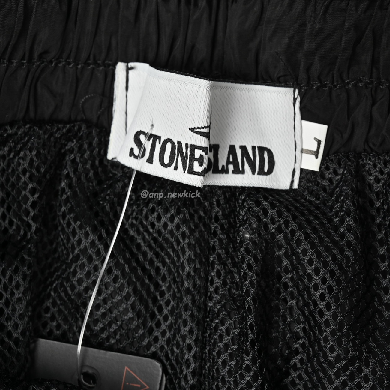 Stoneisland Metal Nylon Shorts (4) - www.kitistry.com Stoneisland Metal Nylon Shorts (4) - www.kitistry.com