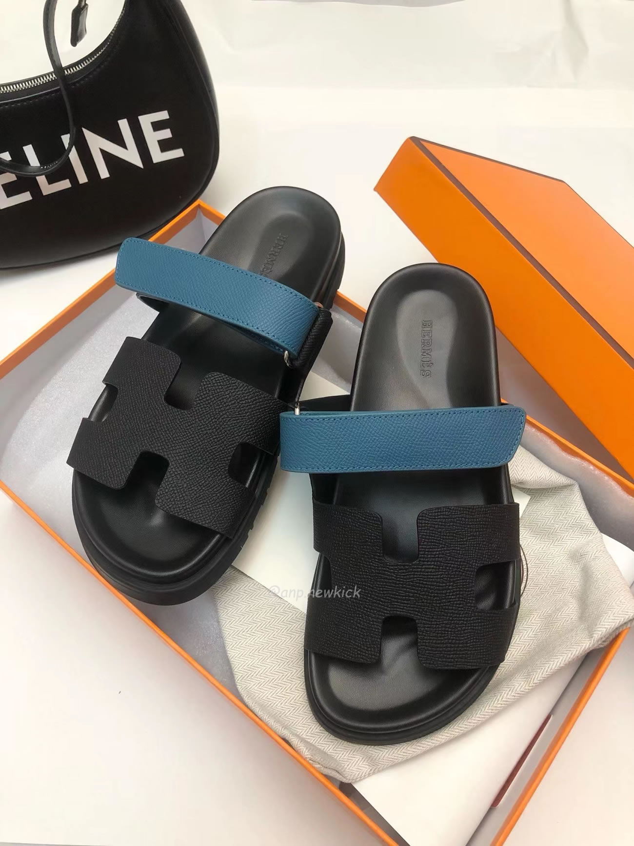Hermes Chypre Sandal Noir Bleu Celeste (6) - www.kitistry.com Hermes Chypre Sandal Noir Bleu Celeste (6) - www.kitistry.com