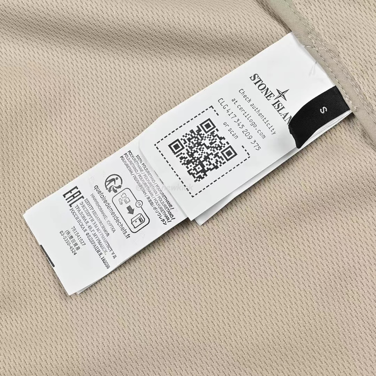 Stone Island Mens Black Light Soft Shell R Jacket (10) - www.kitistry.com Stone Island Mens Black Light Soft Shell R Jacket (10) - www.kitistry.com
