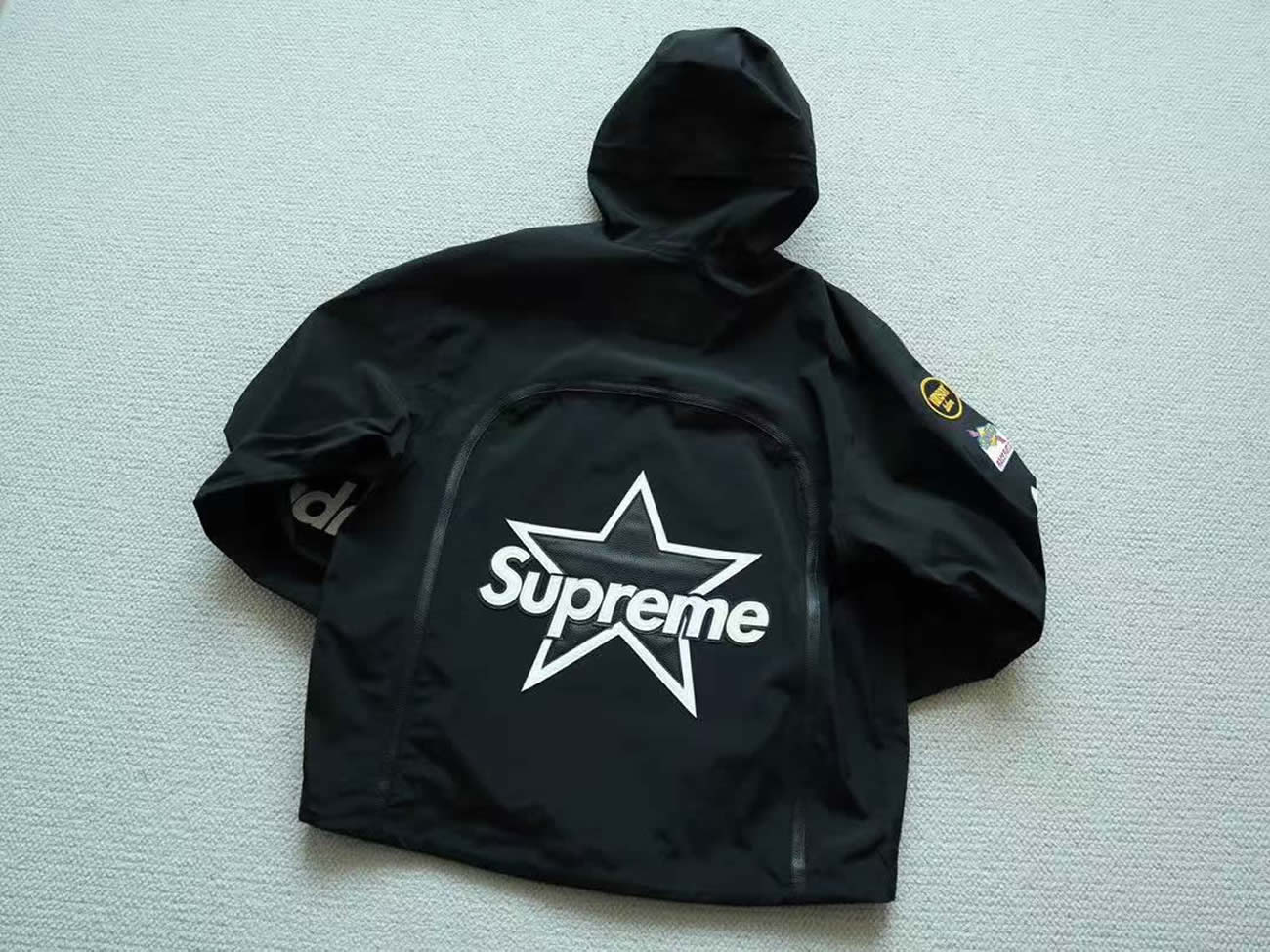 Supreme Vanson Leathers Gore Tex Shell Jacket Black Blue White Fw25 (3) - www.kitistry.com Supreme Vanson Leathers Gore Tex Shell Jacket Black Blue White Fw25 (3) - www.kitistry.com