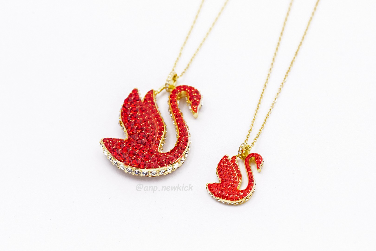 Swarovski New Year Swan Collection (2) - www.kitistry.com Swarovski New Year Swan Collection (2) - www.kitistry.com