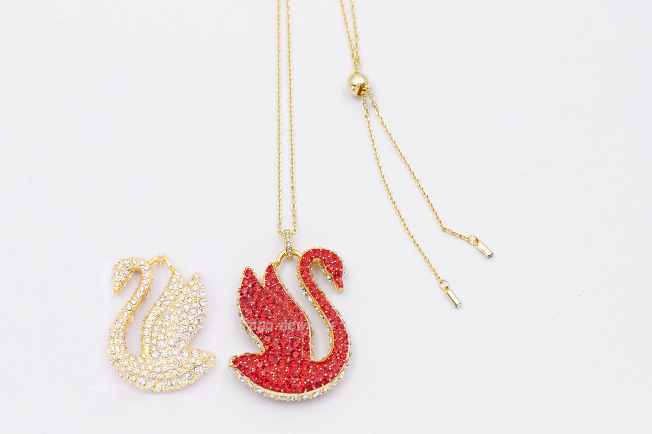 Swarovski New Year Swan Collection (3) - www.kitistry.com Swarovski New Year Swan Collection (3) - www.kitistry.com