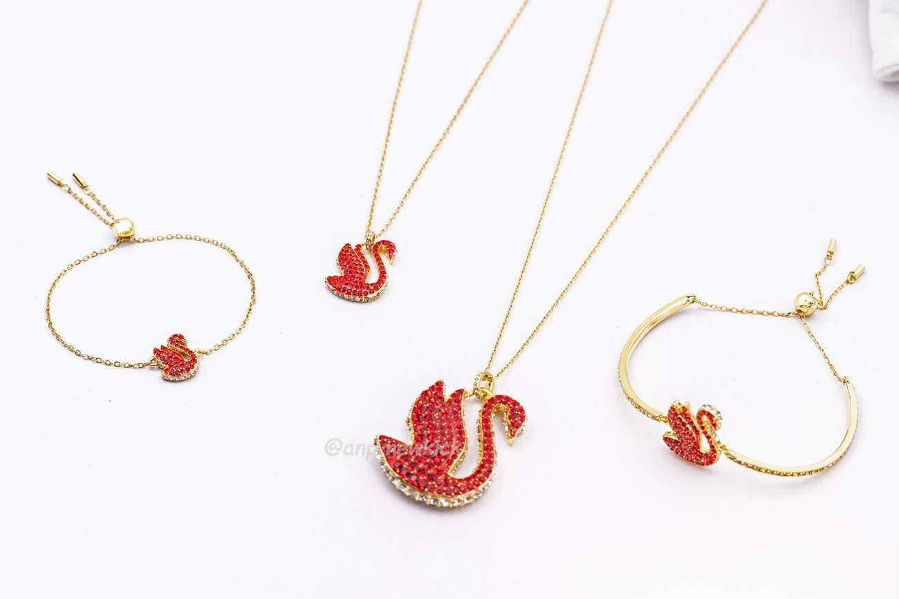 Swarovski New Year Swan Collection (8) - www.kitistry.com Swarovski New Year Swan Collection (8) - www.kitistry.com