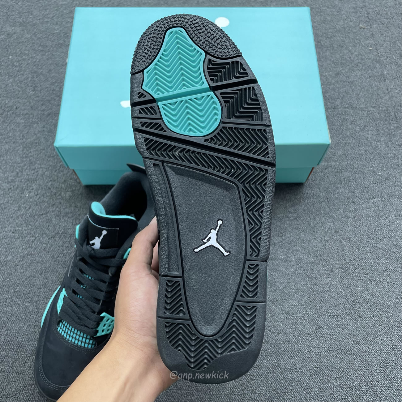 Air Jordan 4 Retro Tiffany Black Green (7) - www.kitistry.com Air Jordan 4 Retro Tiffany Black Green (7) - www.kitistry.com