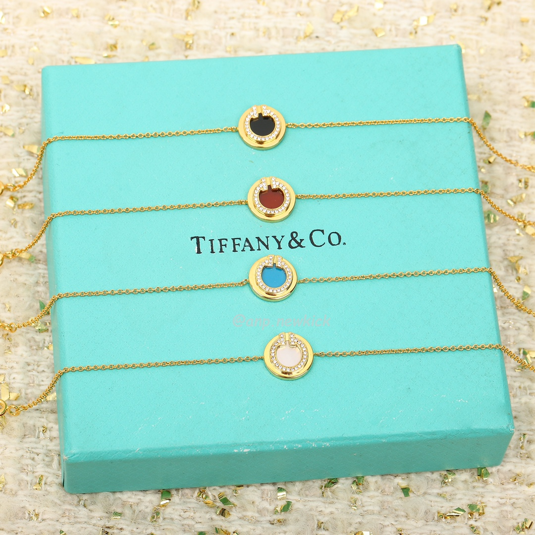 Tiffany T Gold Diamond And Turquoise Circle Pendant (2) - www.kitistry.com Tiffany T Gold Diamond And Turquoise Circle Pendant (2) - www.kitistry.com