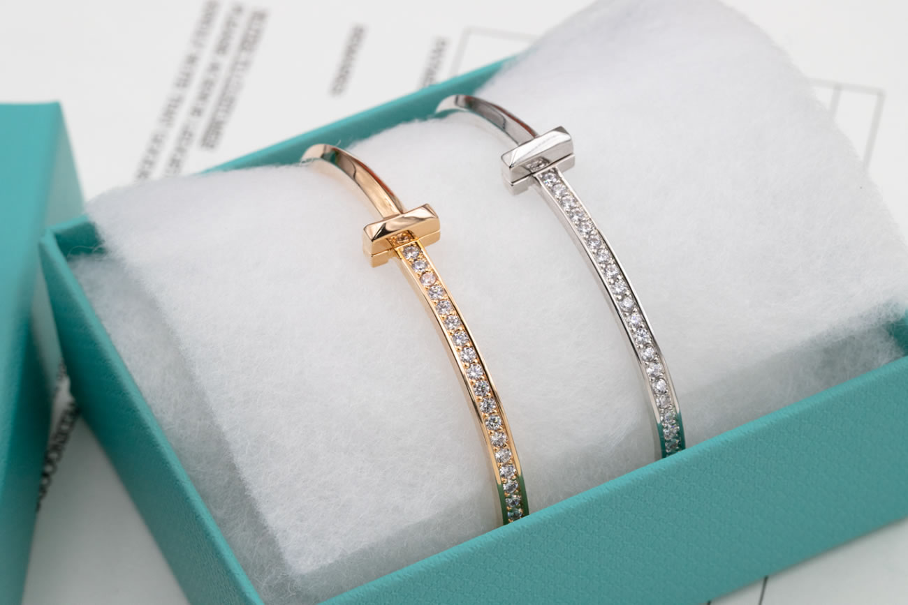 Tiffany Knot Rose Gold Diamond Bracelet (18) - www.kitistry.com Tiffany Knot Rose Gold Diamond Bracelet (18) - www.kitistry.com