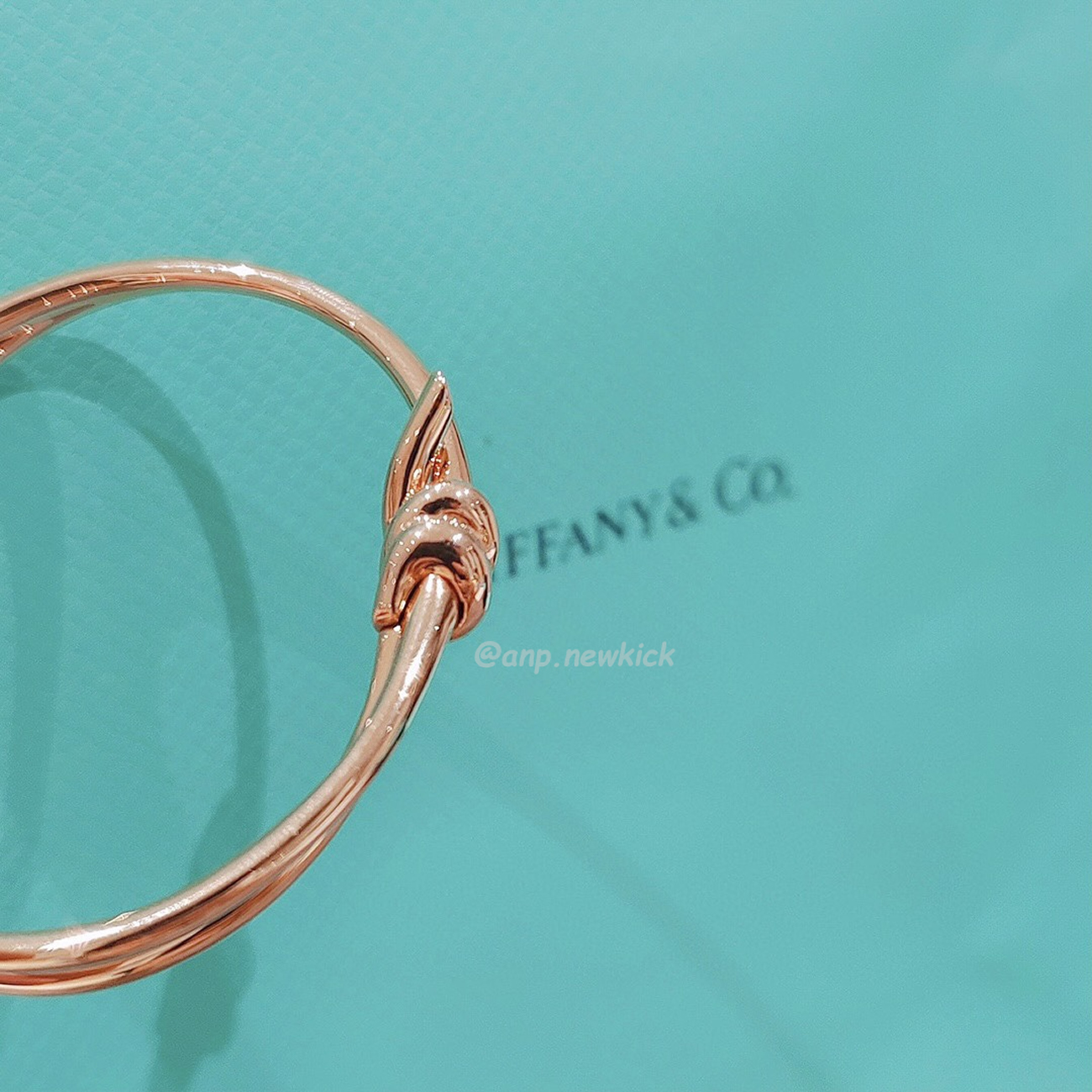 Tiffany Knot Rose Gold Diamond Bracelet (7) - www.kitistry.com Tiffany Knot Rose Gold Diamond Bracelet (7) - www.kitistry.com