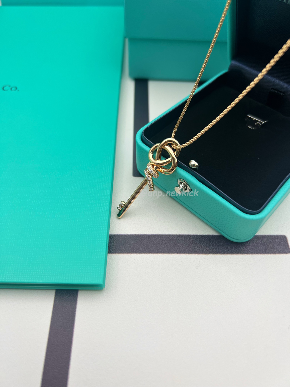Tiffany T True Necklace (3) - www.kitistry.com Tiffany T True Necklace (3) - www.kitistry.com