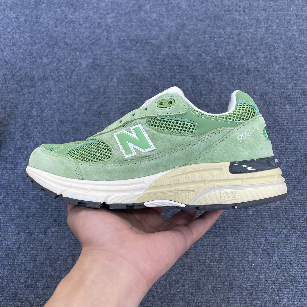 New Balance 993 Miusa Teddy Santis Chive U993gw (7) - www.kitistry.com New Balance 993 Miusa Teddy Santis Chive U993gw (7) - www.kitistry.com