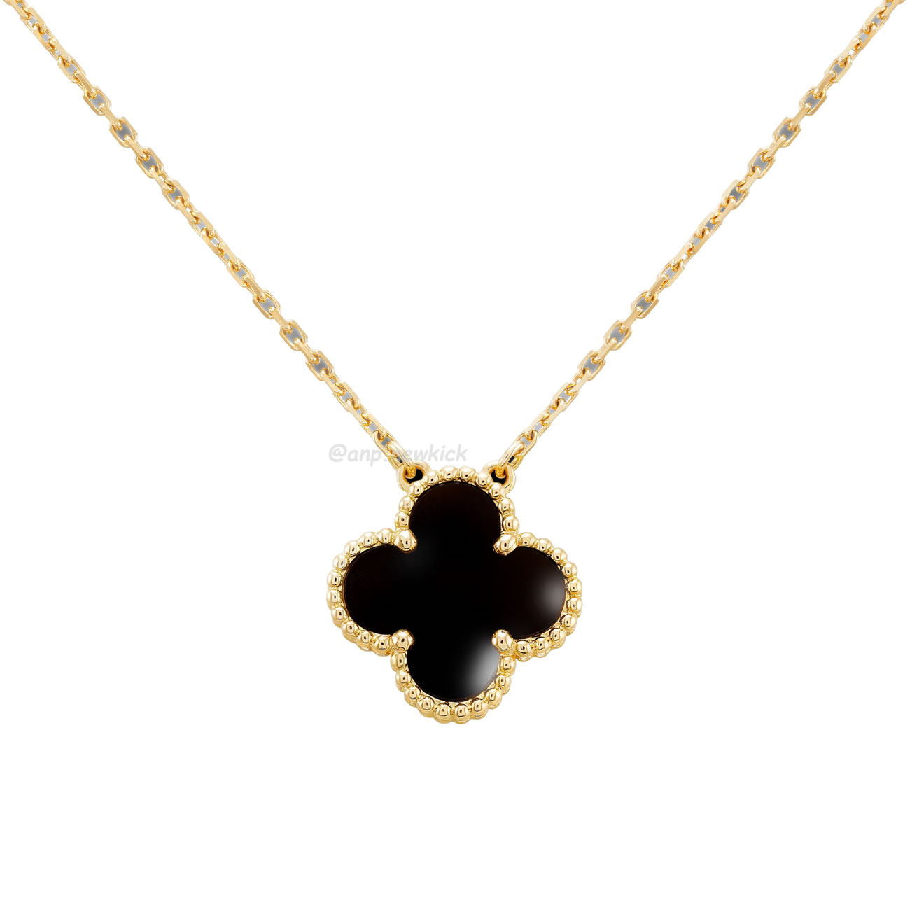 Van Cleef Arpels Vintage Alhambra Pendant (14) - www.kitistry.com Van Cleef Arpels Vintage Alhambra Pendant (14) - www.kitistry.com