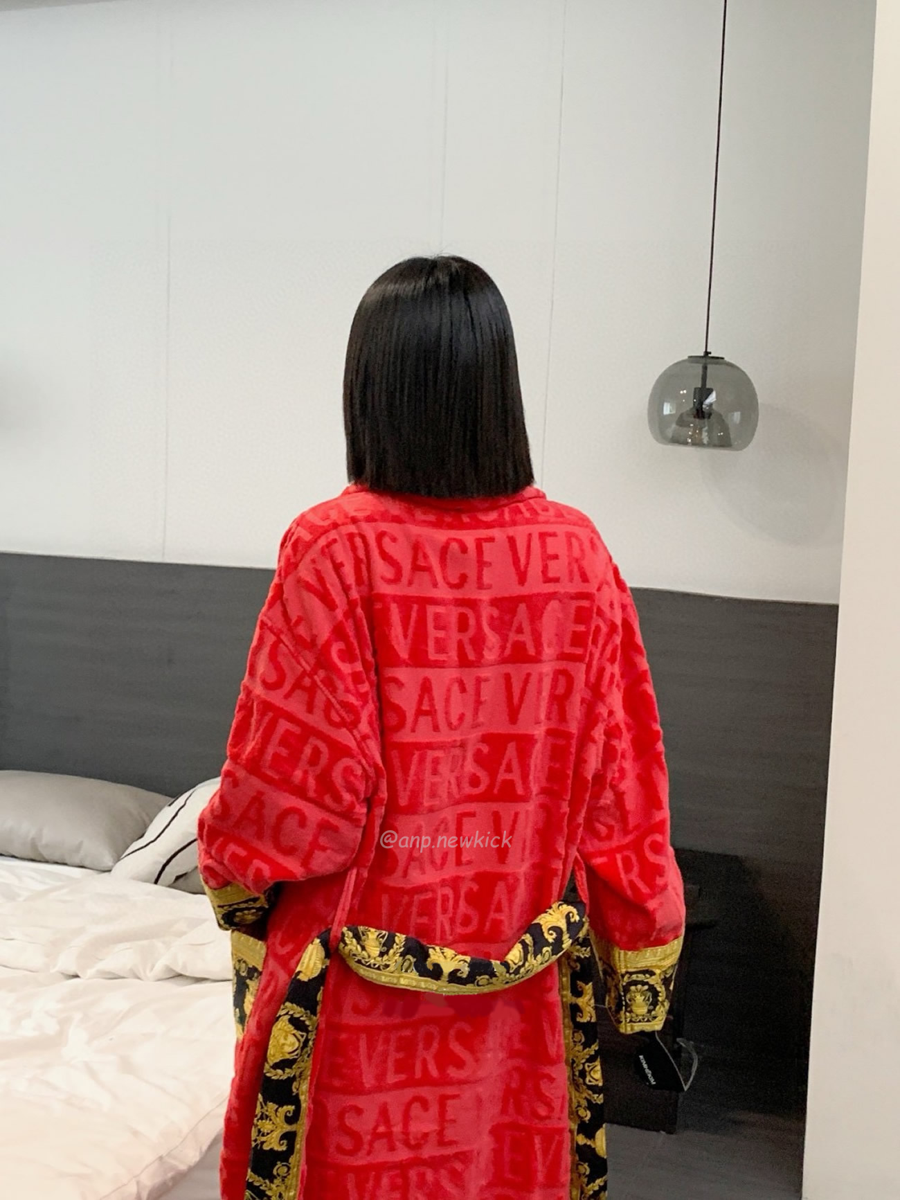 Versace Baroque Logo Jacquard Cotton Bathrobe (6) - www.kitistry.com Versace Baroque Logo Jacquard Cotton Bathrobe (6) - www.kitistry.com