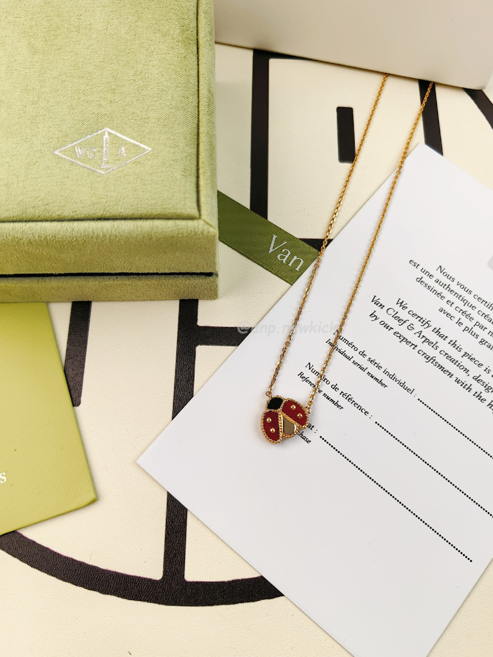 Van Cleef Arpels Full Diamond Clover Necklace (13) - www.kitistry.com Van Cleef Arpels Full Diamond Clover Necklace (13) - www.kitistry.com