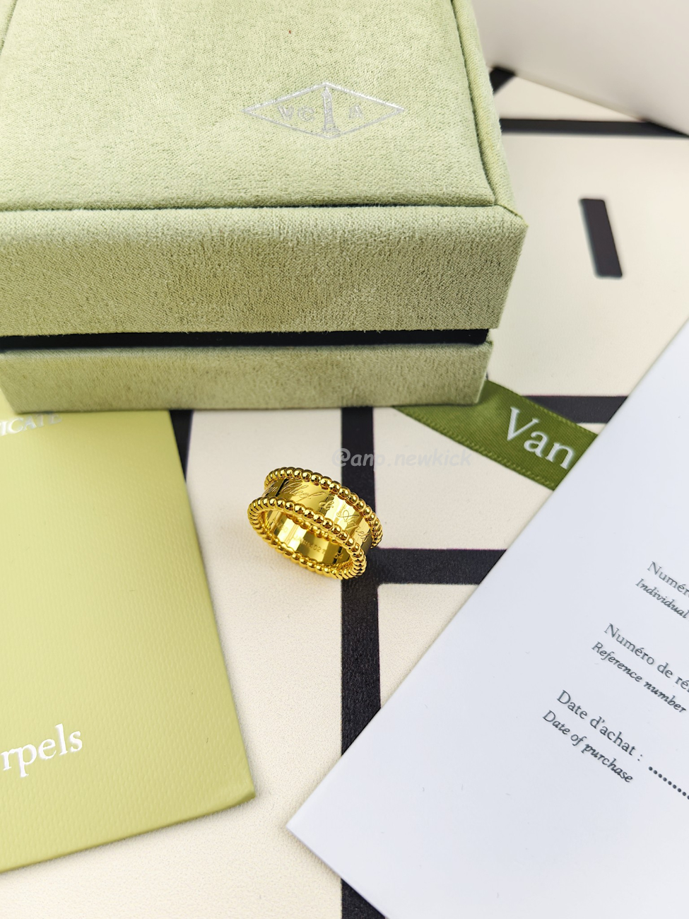 Van Cleef Arpels Full Diamond Ring (2) - www.kitistry.com Van Cleef Arpels Full Diamond Ring (2) - www.kitistry.com