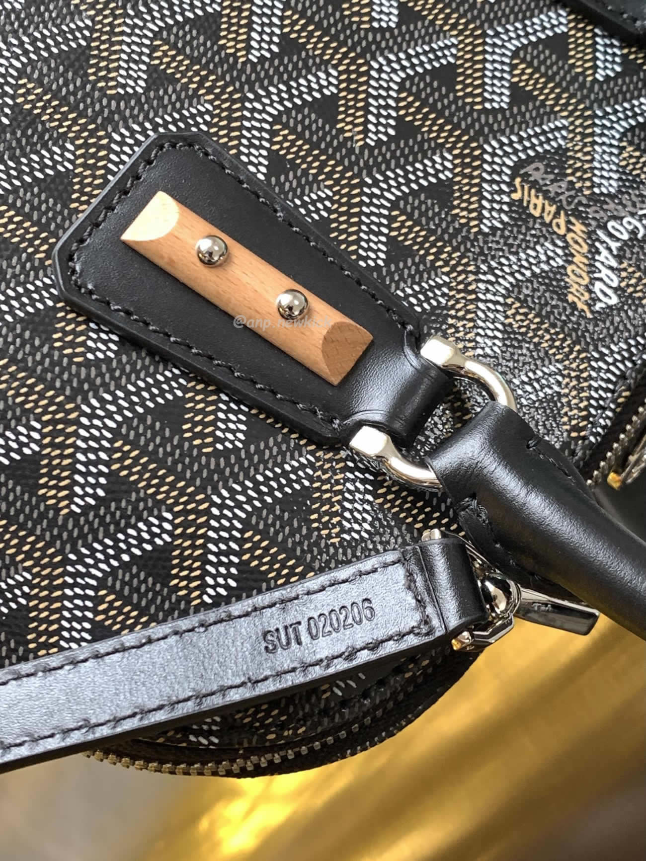 Goyard Vendôme Mini Bag 18.5 Cm X 10.5 Cm X 23 Cm (14) - www.kitistry.com Goyard Vendôme Mini Bag 18.5 Cm X 10.5 Cm X 23 Cm (14) - www.kitistry.com