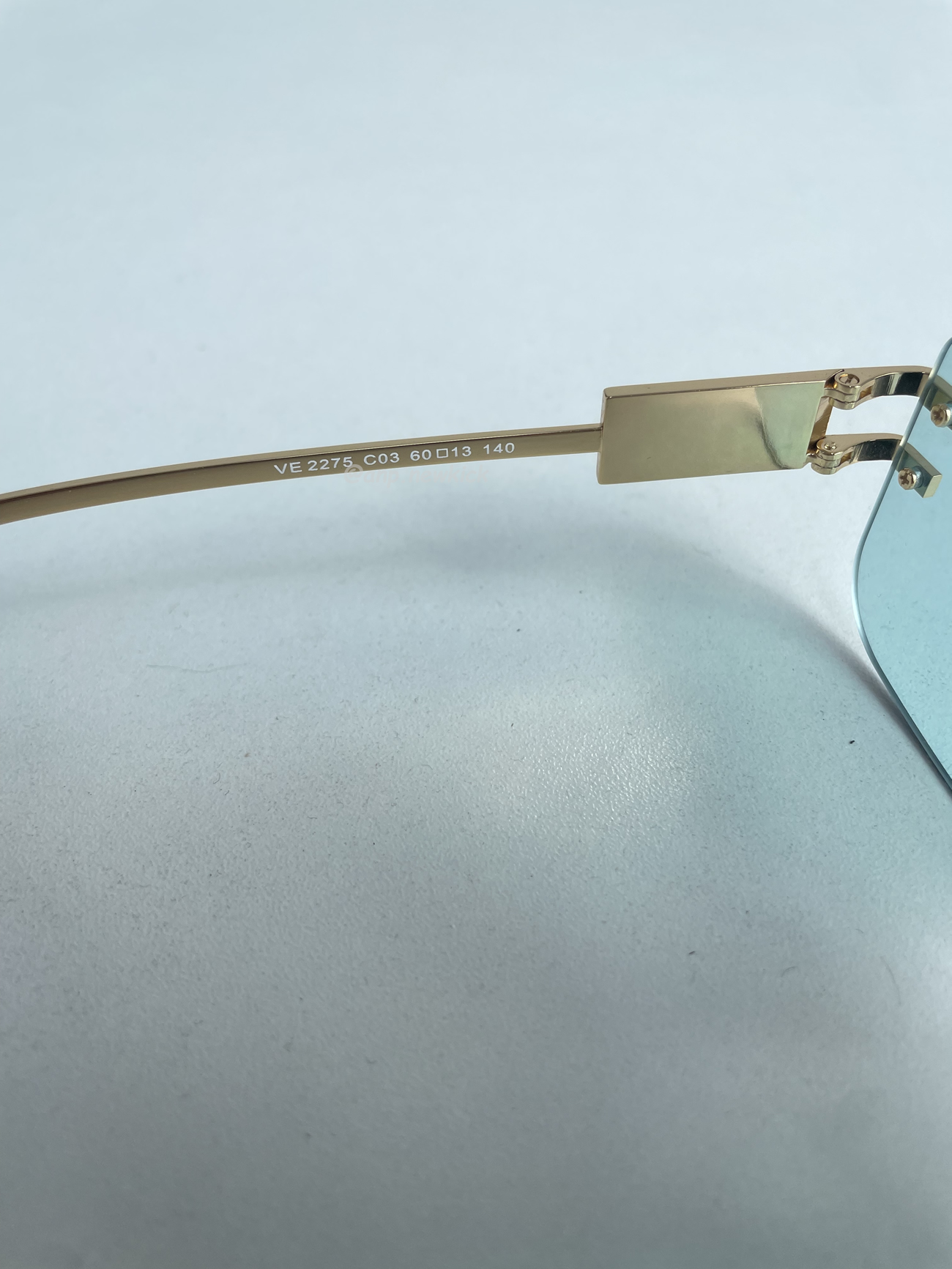 Versace Damier Plaque Sunglasses Black Gold (8) - www.kitistry.com Versace Damier Plaque Sunglasses Black Gold (8) - www.kitistry.com