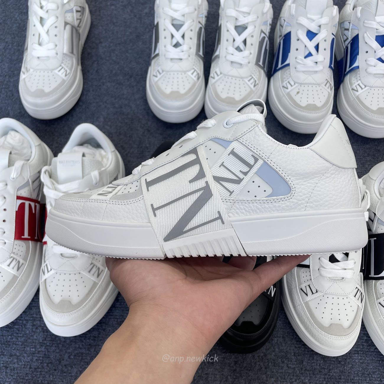 Valentino Garavani Vl7n Sneaker Low Top White Black Grey Red Blue Ys0c58wrq 24p (20) - www.kitistry.com Valentino Garavani Vl7n Sneaker Low Top White Black Grey Red Blue Ys0c58wrq 24p (20) - www.kitistry.com