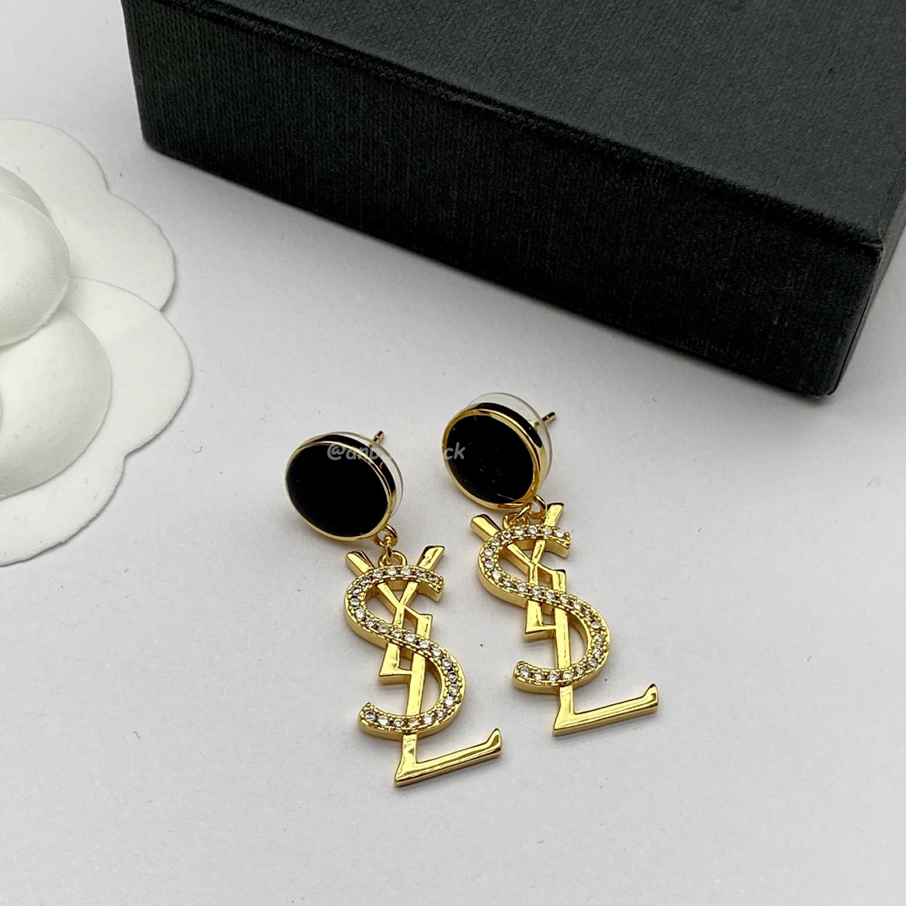 Saint Laurent Ysl Earrings 1 (3) - www.kitistry.com Saint Laurent Ysl Earrings 1 (3) - www.kitistry.com