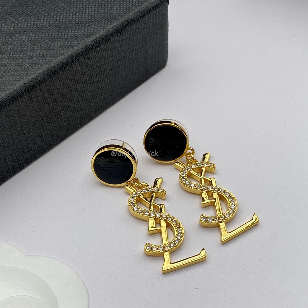 Saint Laurent Ysl Earrings 1 (5) - www.kitistry.com Saint Laurent Ysl Earrings 1 (5) - www.kitistry.com