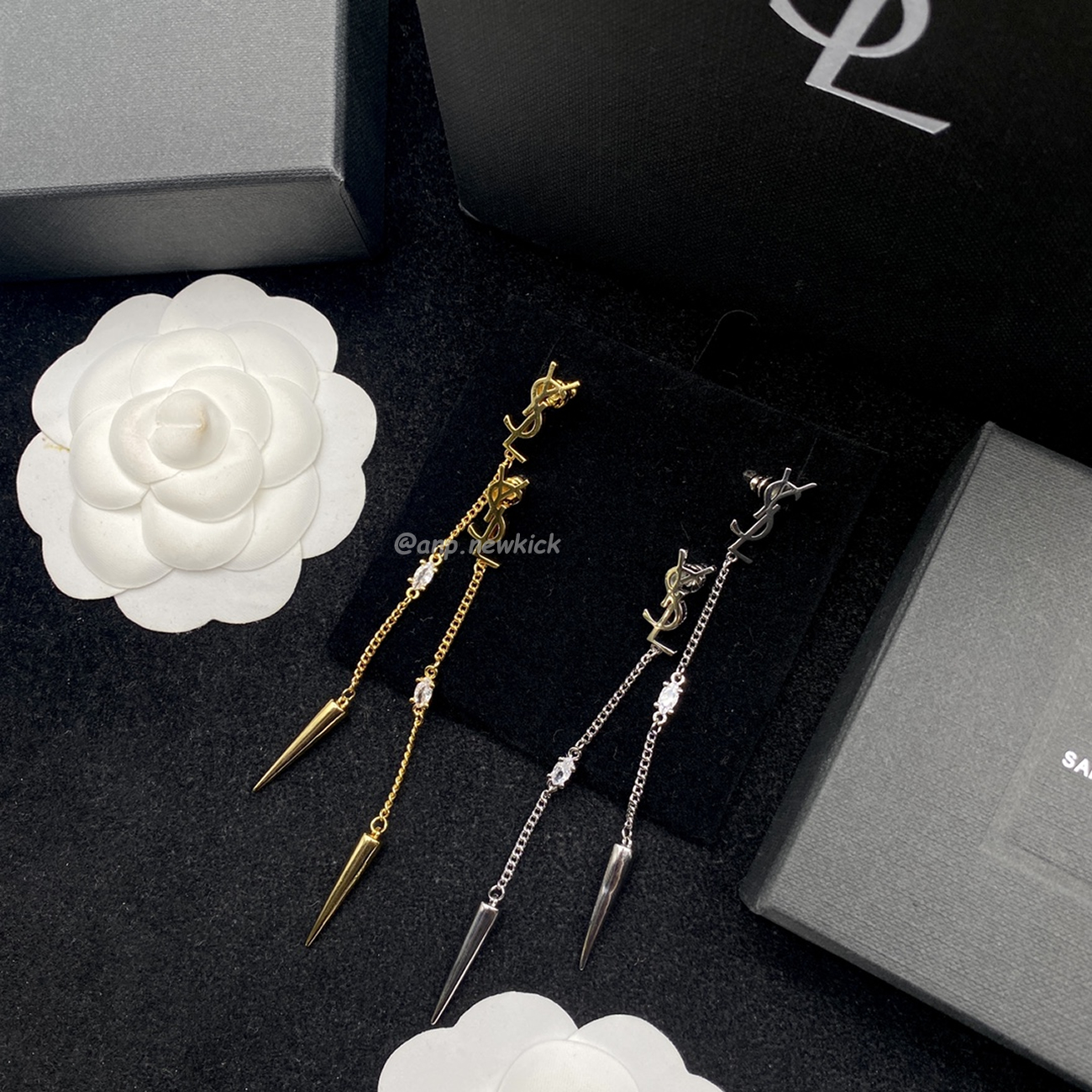 Saint Laurent Ysl Earrings 3 (2) - www.kitistry.com Saint Laurent Ysl Earrings 3 (2) - www.kitistry.com