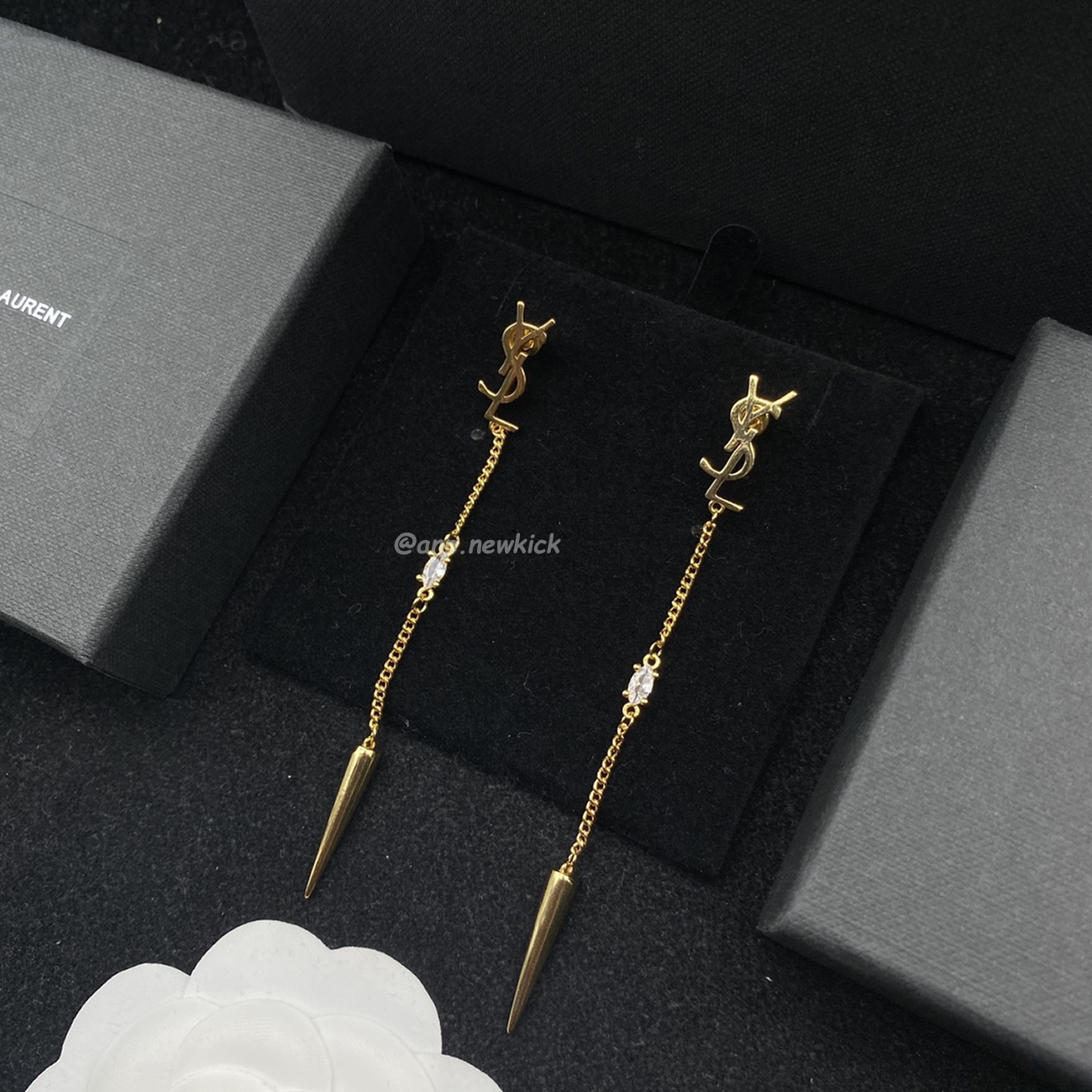 Saint Laurent Ysl Earrings 3 (5) - www.kitistry.com Saint Laurent Ysl Earrings 3 (5) - www.kitistry.com