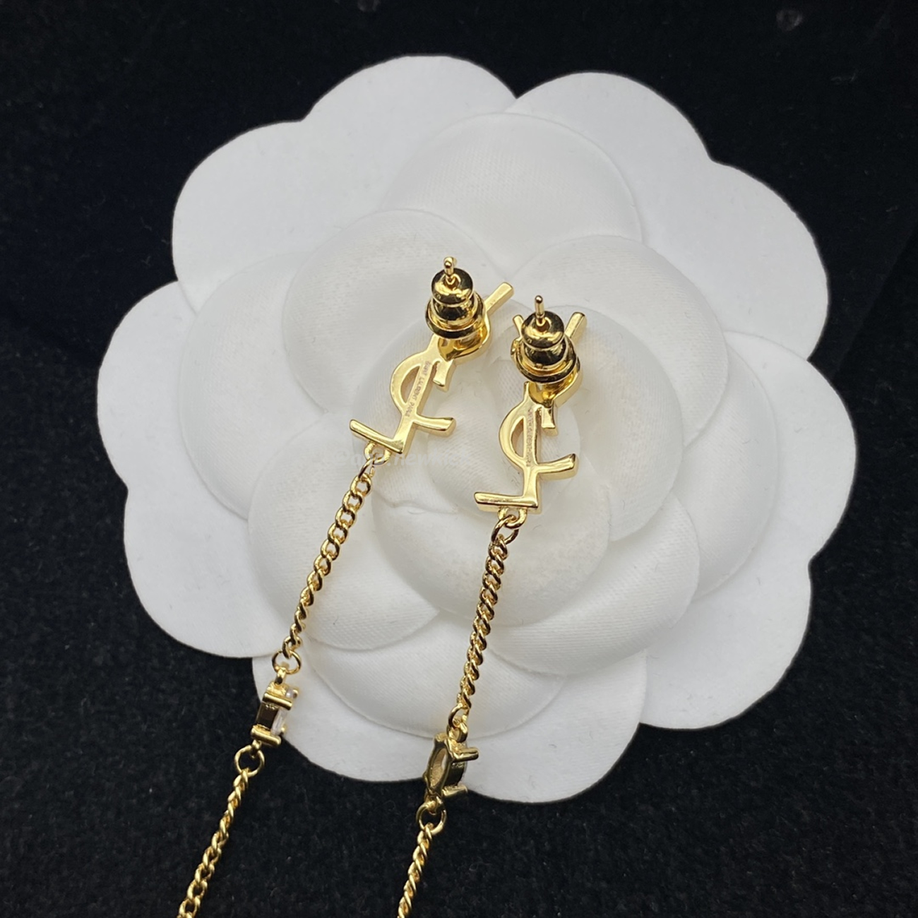 Saint Laurent Ysl Earrings 3 (7) - www.kitistry.com Saint Laurent Ysl Earrings 3 (7) - www.kitistry.com