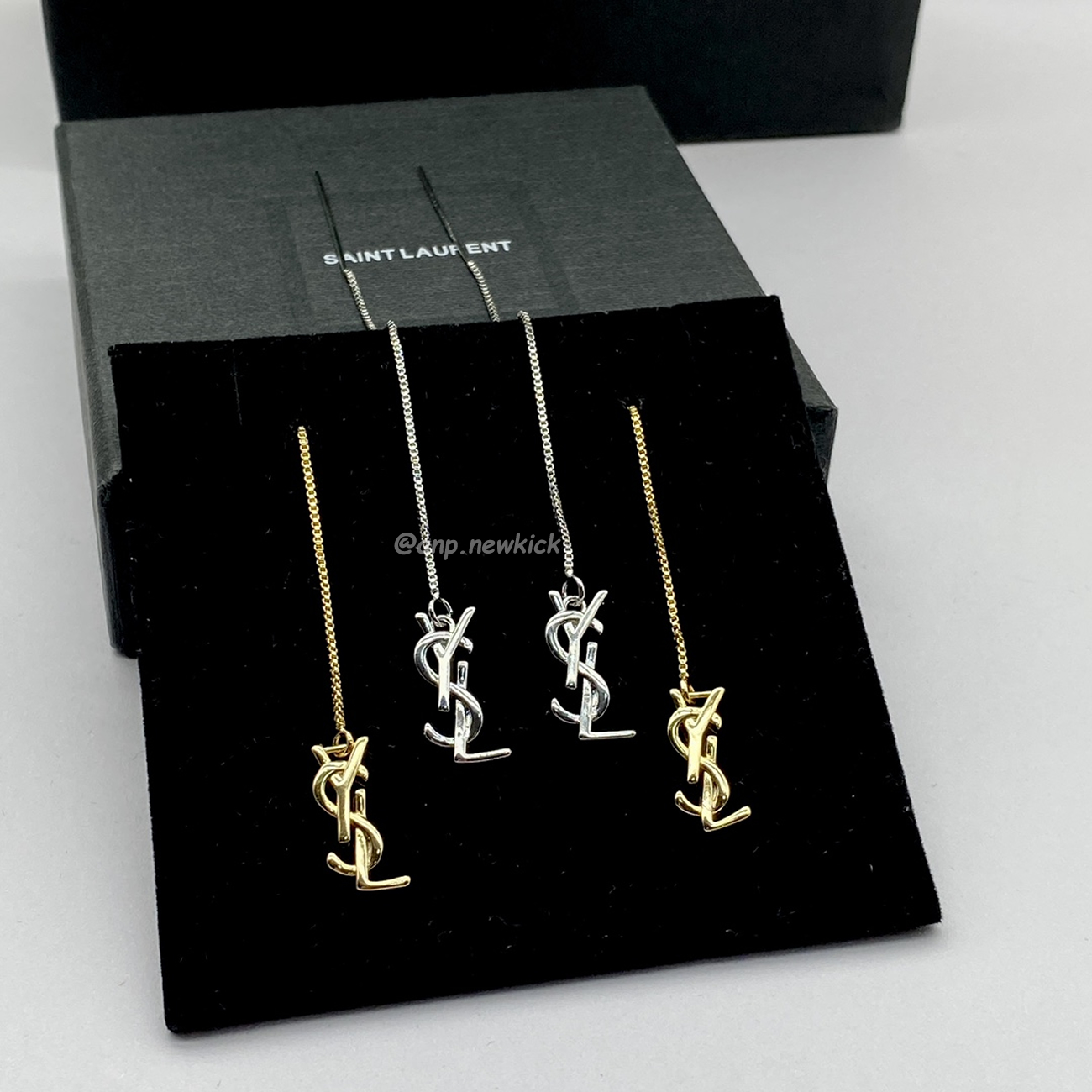 Saint Laurent Opyum Ysl Hanging Earrings (2) - www.kitistry.com Saint Laurent Opyum Ysl Hanging Earrings (2) - www.kitistry.com