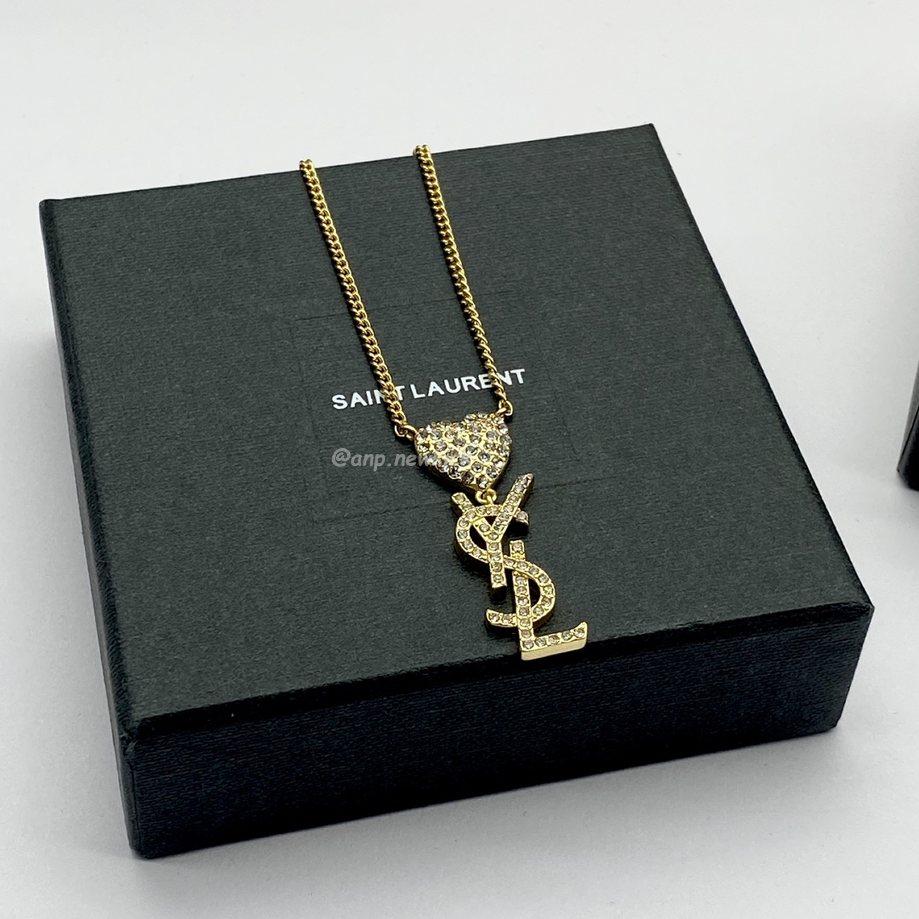 Saint Laurent Heart Charm Necklace (3) - www.kitistry.com Saint Laurent Heart Charm Necklace (3) - www.kitistry.com