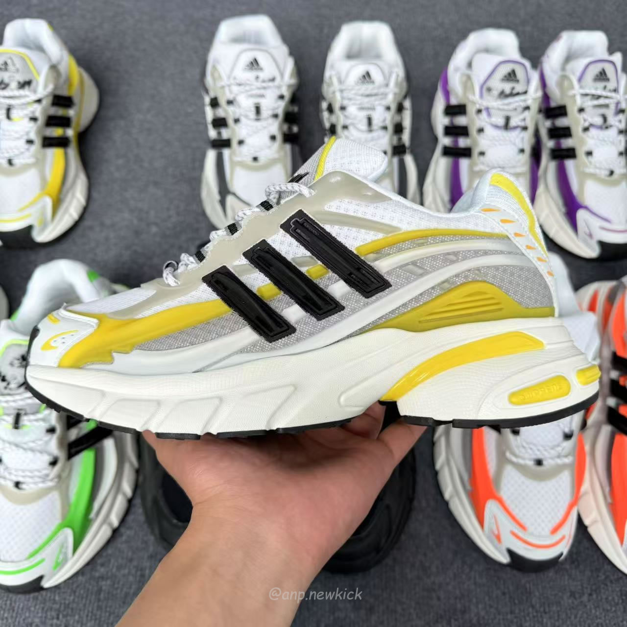 Adidas Adistar Jellyfish (5) - www.kitistry.com Adidas Adistar Jellyfish (5) - www.kitistry.com