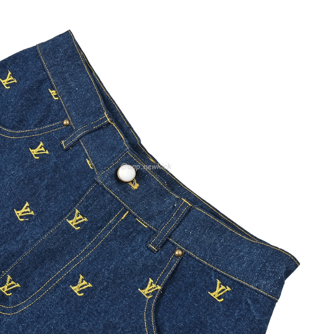 Louis Vuitton Embroidered Logo Denim Shorts (3) - www.kitistry.com Louis Vuitton Embroidered Logo Denim Shorts (3) - www.kitistry.com