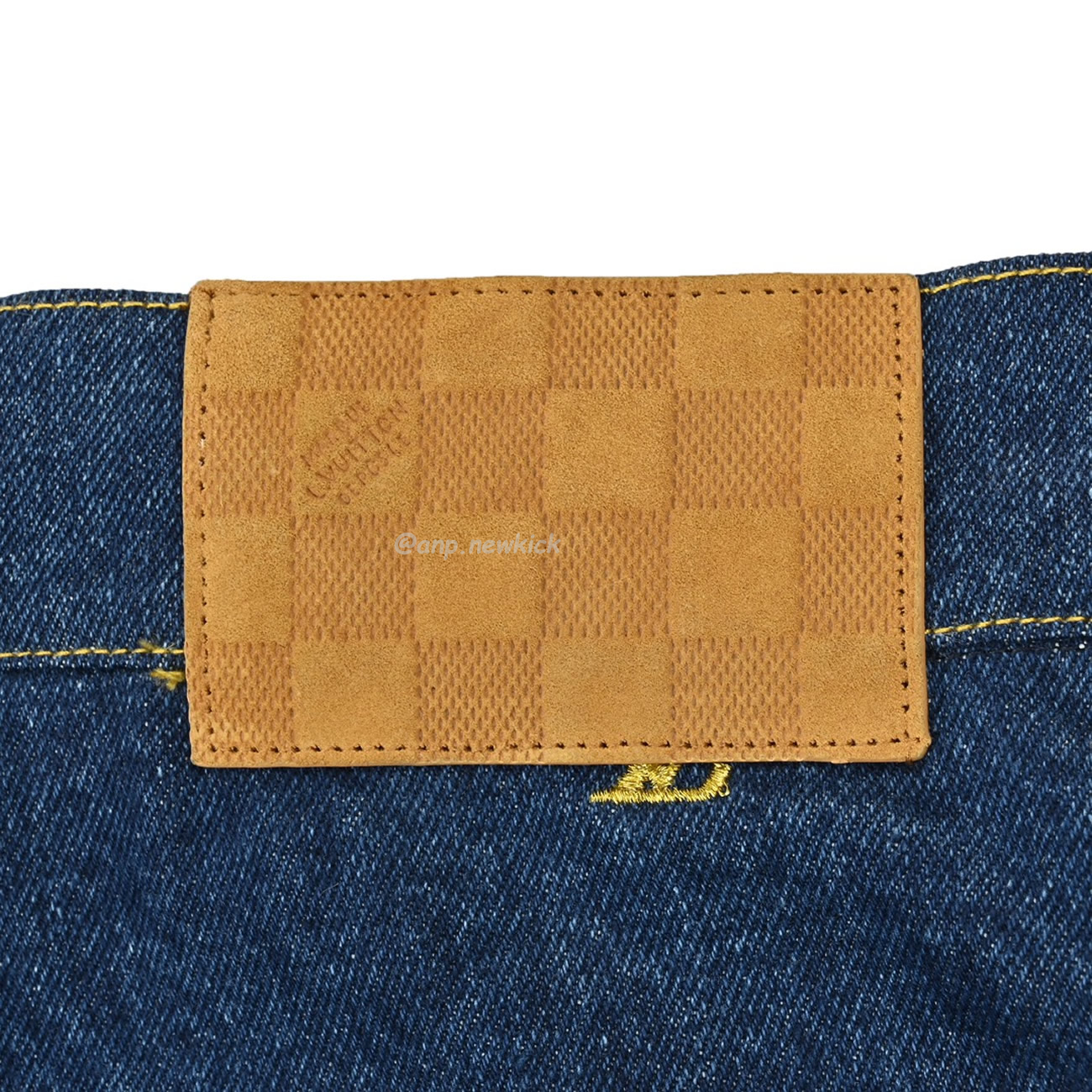 Louis Vuitton Embroidered Logo Denim Shorts (4) - www.kitistry.com Louis Vuitton Embroidered Logo Denim Shorts (4) - www.kitistry.com