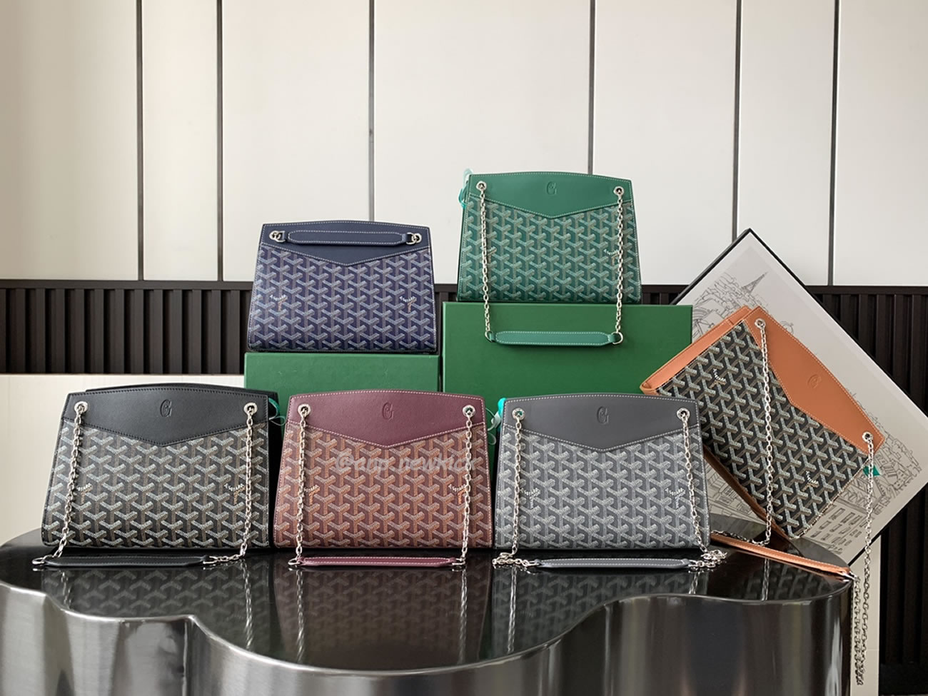 Goyard Rouette Small Hard Version 18 Cm X 9 Cm X 25.5 Cm (22) - www.kitistry.com Goyard Rouette Small Hard Version 18 Cm X 9 Cm X 25.5 Cm (22) - www.kitistry.com