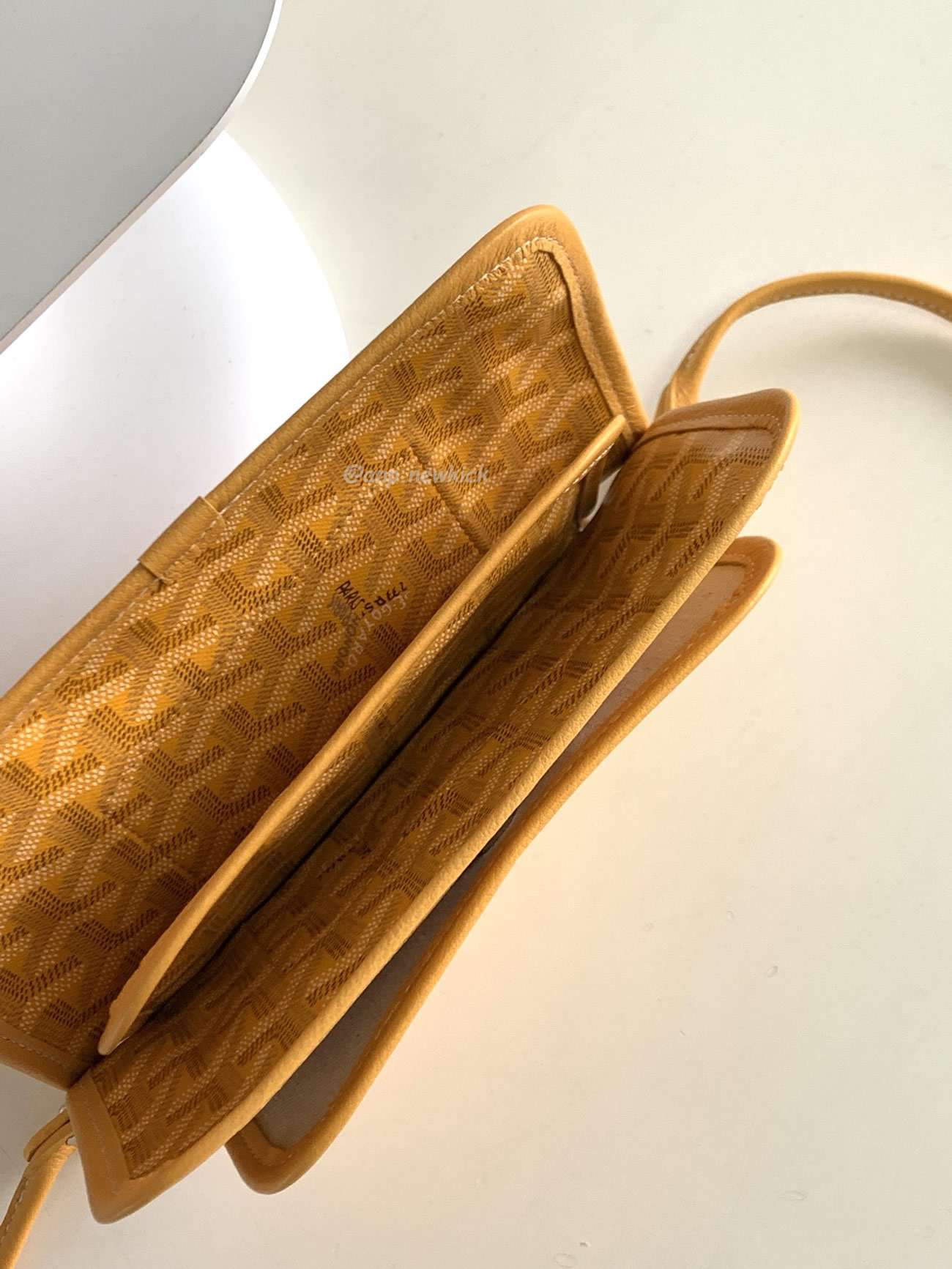 Goyard Plumet Messenger Bag 14 Cm X 2.5 Cm X 20.5 Cm (23) - www.kitistry.com