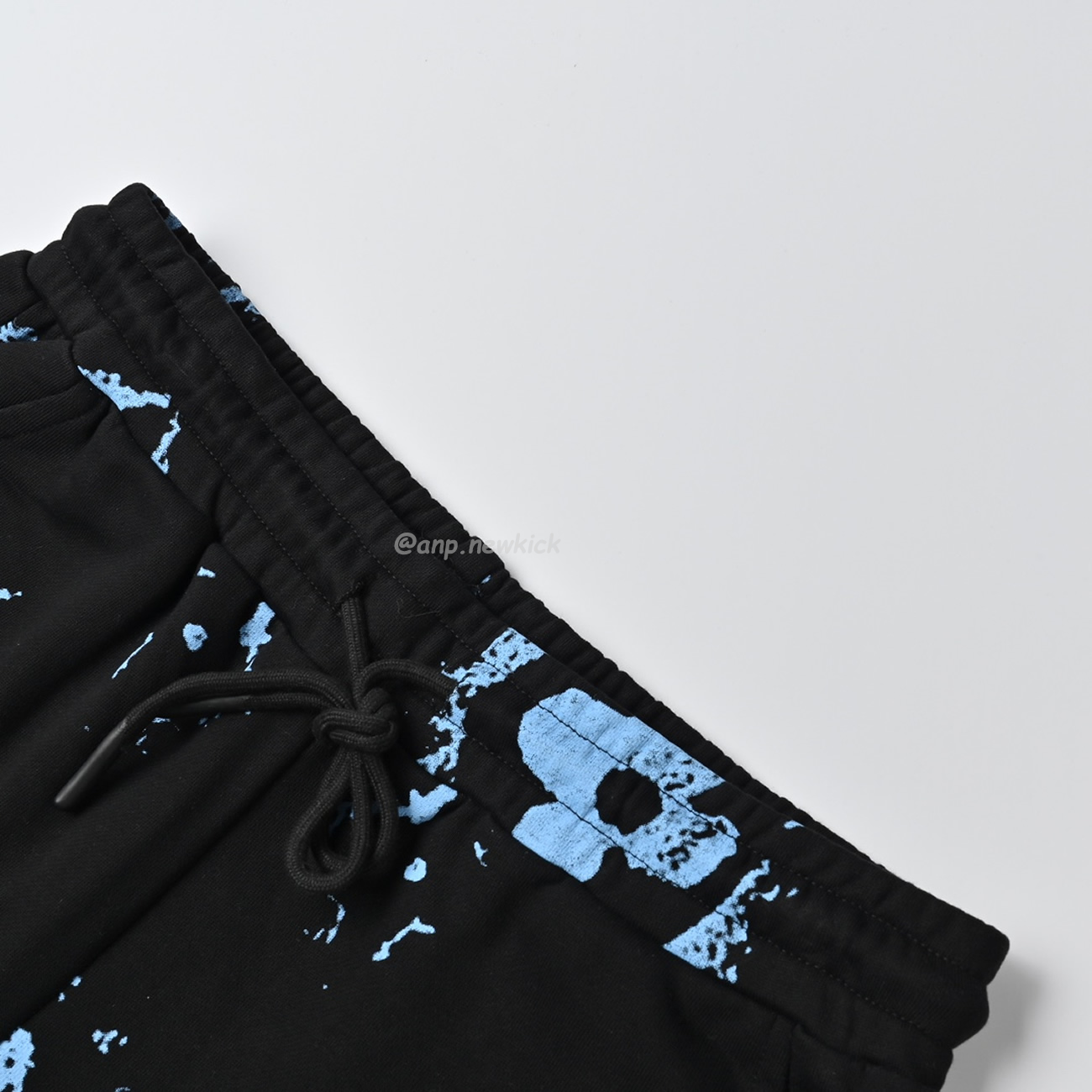 Louis Vuitton 24ss Presbyopia Logo Printed Shorts (11) - www.kitistry.com Louis Vuitton 24ss Presbyopia Logo Printed Shorts (11) - www.kitistry.com