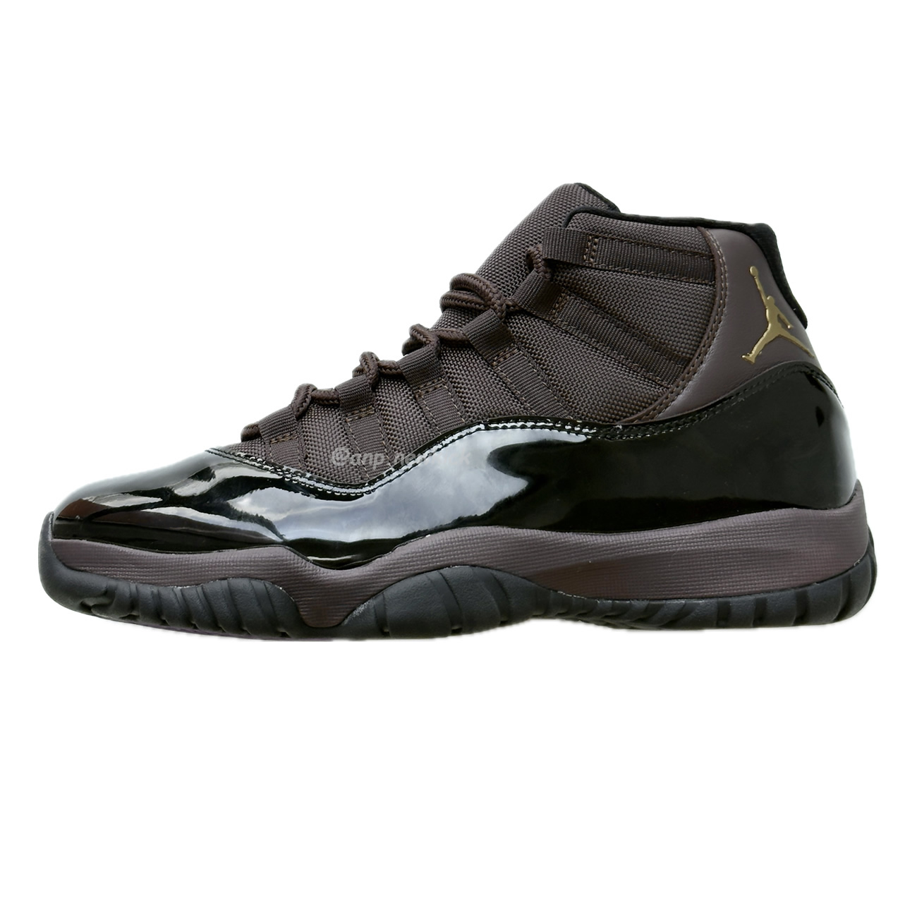 Air Jordan 11 Retro Black Chocolate CT8012-200
