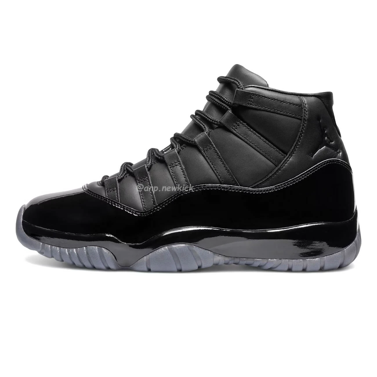 Air Jordan 11 Retro Comme des Garçons Homme Plus White IV7639-100