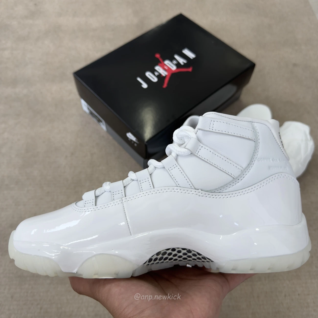 Air Jordan 11 Retro Comme des Garçons Homme Plus White IV7639-100