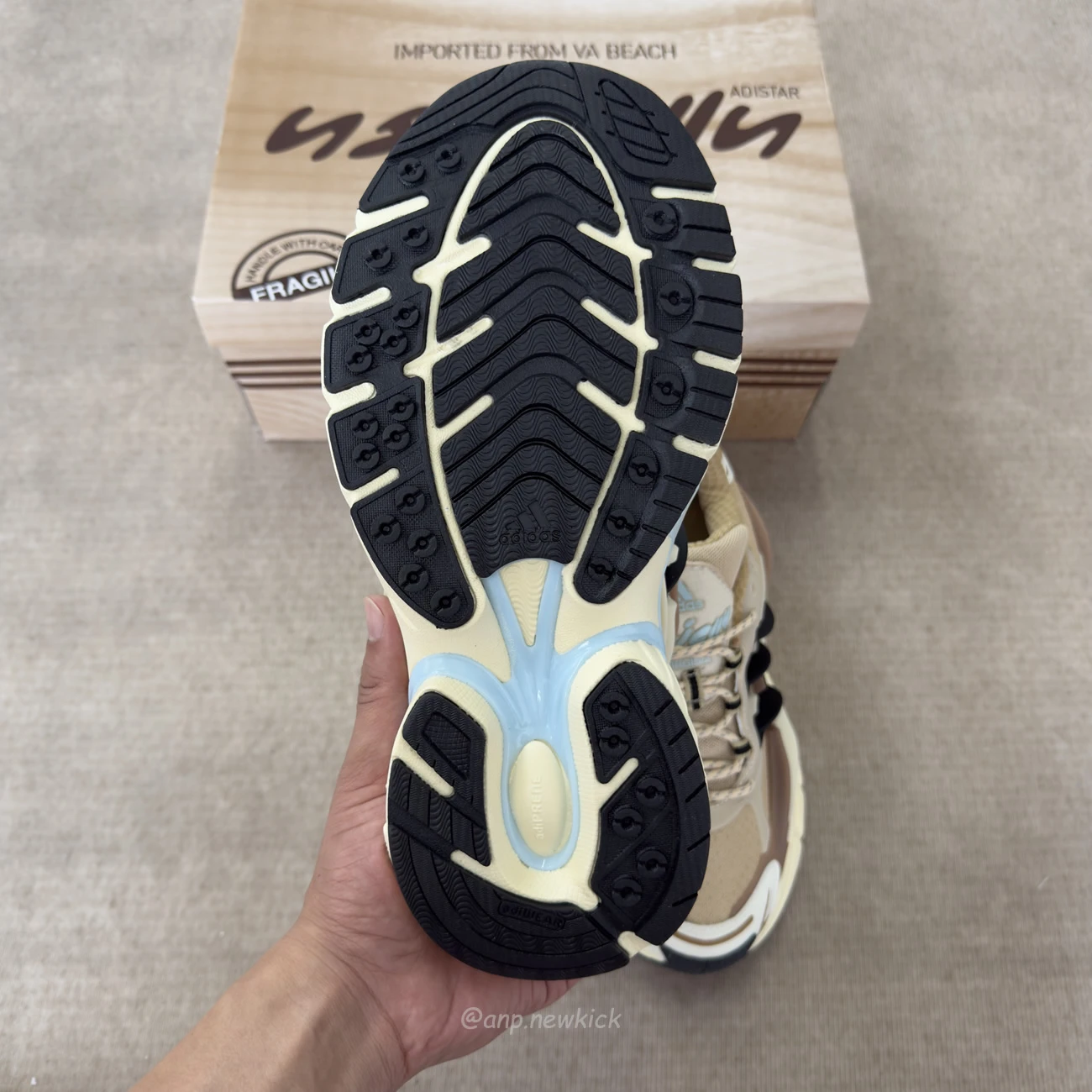adidas Adistar Jellyfish Pharrell Williams Crystal Sand KH6729