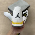 Air Jordan 4 Retro Rare Air Tour Yellow (2026) IO2463-102
