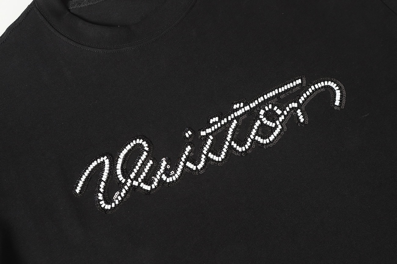 Louis Vuitton Decorative Logo Short Sleeve T Shirt Black 1ajcfi (4) - www.kitistry.com Louis Vuitton Decorative Logo Short Sleeve T Shirt Black 1ajcfi (4) - www.kitistry.com