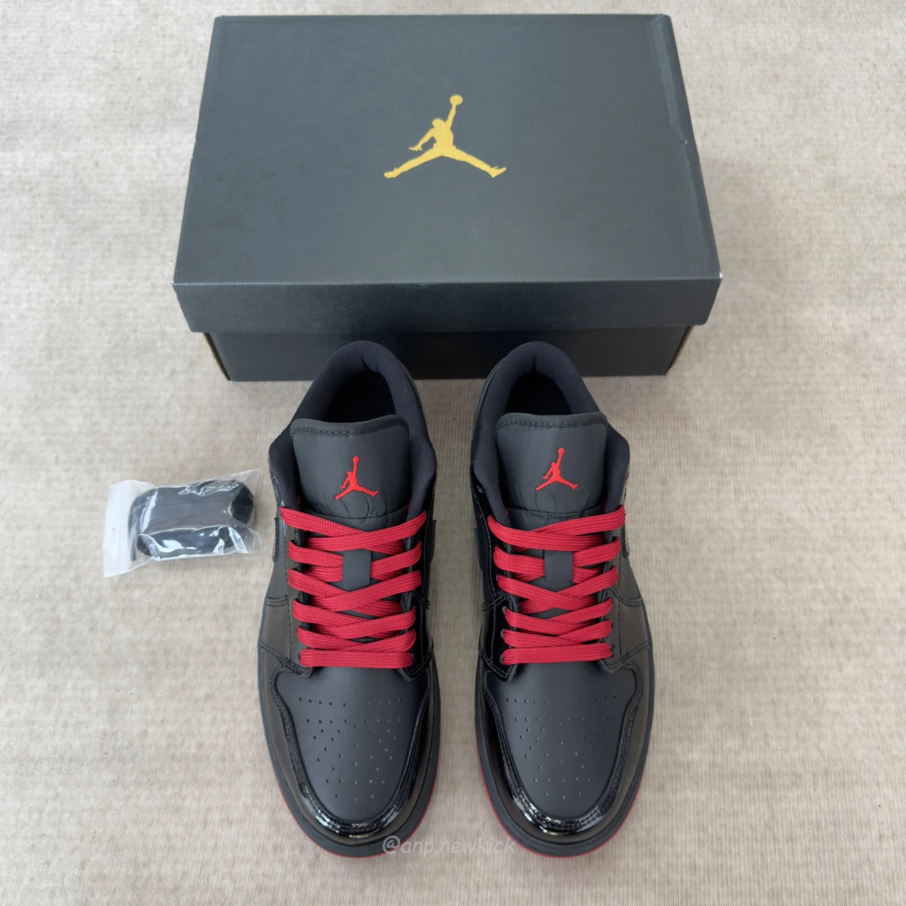 Air Jordan 1 Low Gym Black Red 553558 606 (10) - www.kitistry.com Air Jordan 1 Low Gym Black Red 553558 606 (10) - www.kitistry.com