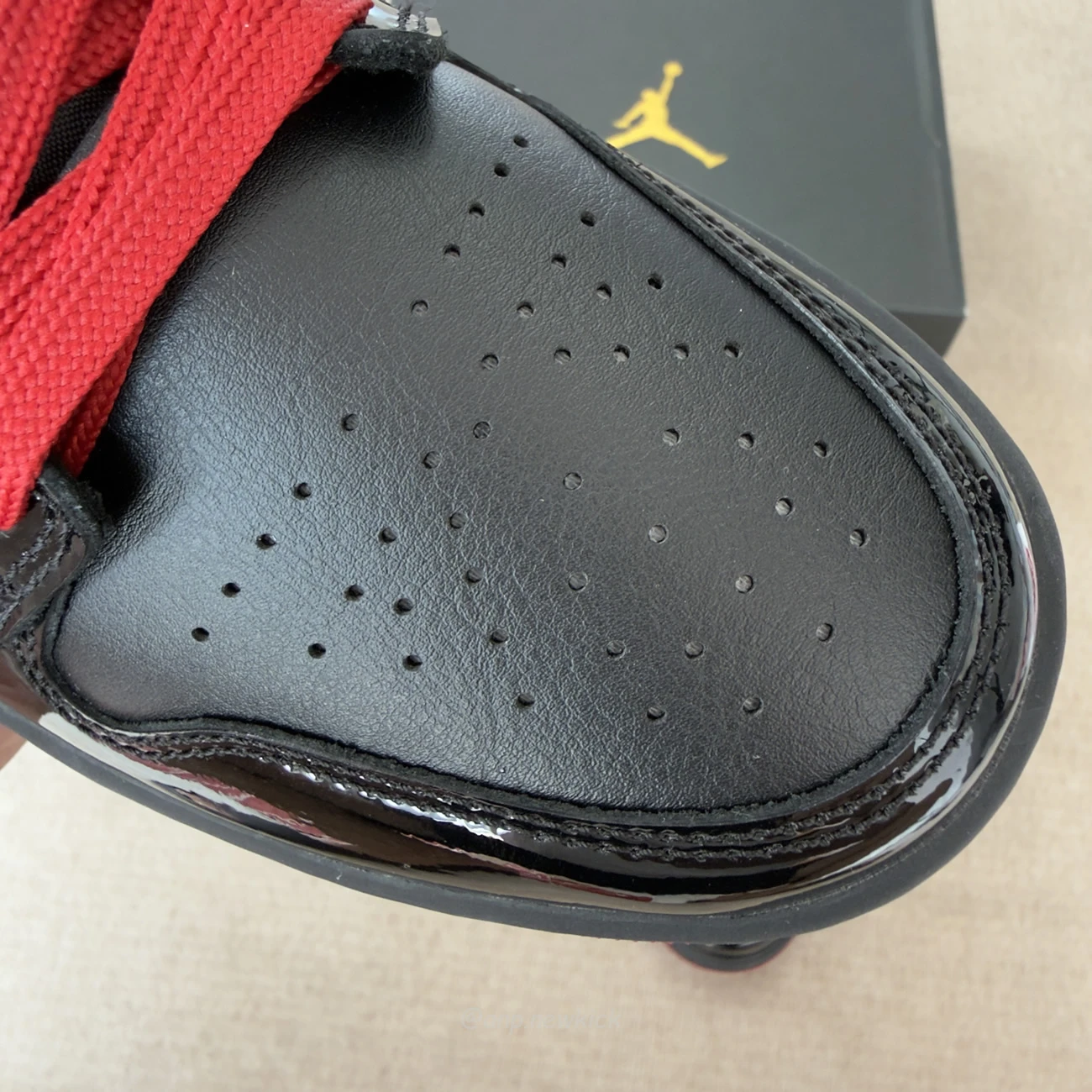 Air Jordan 1 Low Gym Black Red 553558 606 (5) - www.kitistry.com Air Jordan 1 Low Gym Black Red 553558 606 (5) - www.kitistry.com