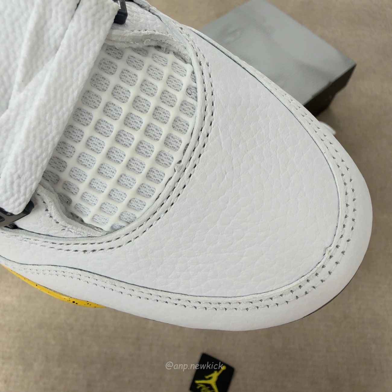 Air Jordan 4 Retro Rare Air Tour Yellow 2026 Io2463 102 (3) - www.kitistry.com